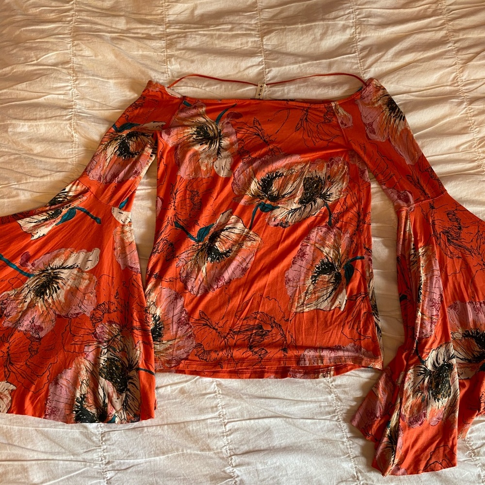 Floral south moon under blouse